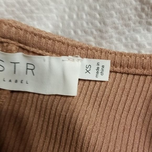 NWOT ASTR BODY CON RIBBED HOOK AND EYE FRONT BLUSH PINK LIGHTLY PADDED D… - Picture 6 of 12